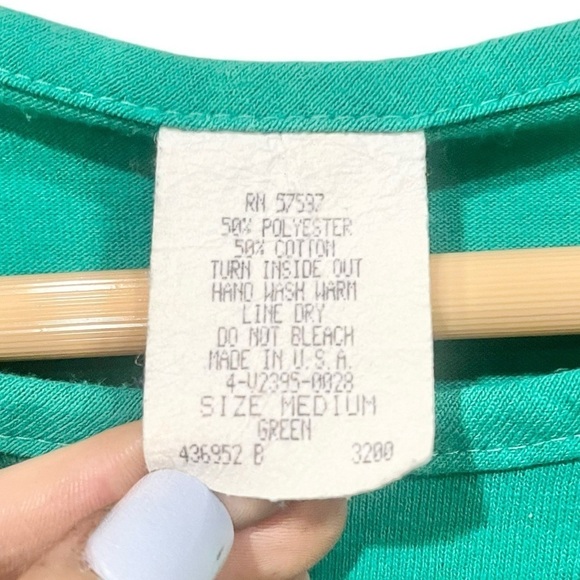 Vintage Cat T Shirt 90s Long Sleeved Emerald Green Cat Graphic Size Medium - Picture 4 of 5